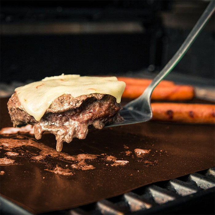 Hamburger pe folie de teflon